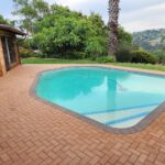 paving-swimming-pool-coping