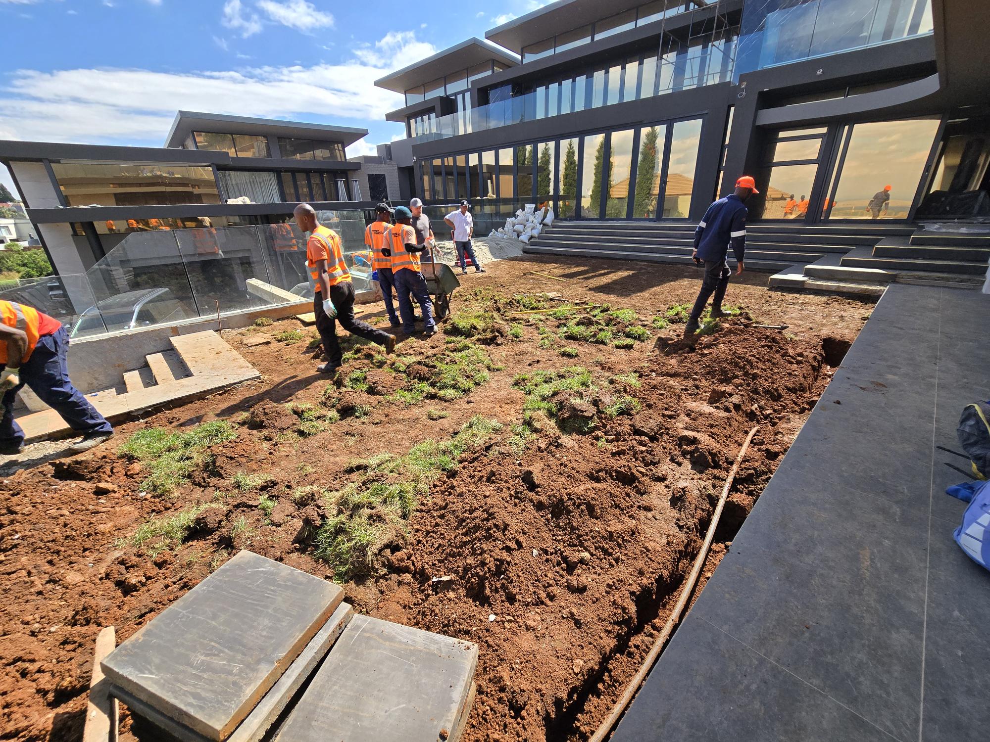 base-construction-level-and-compact