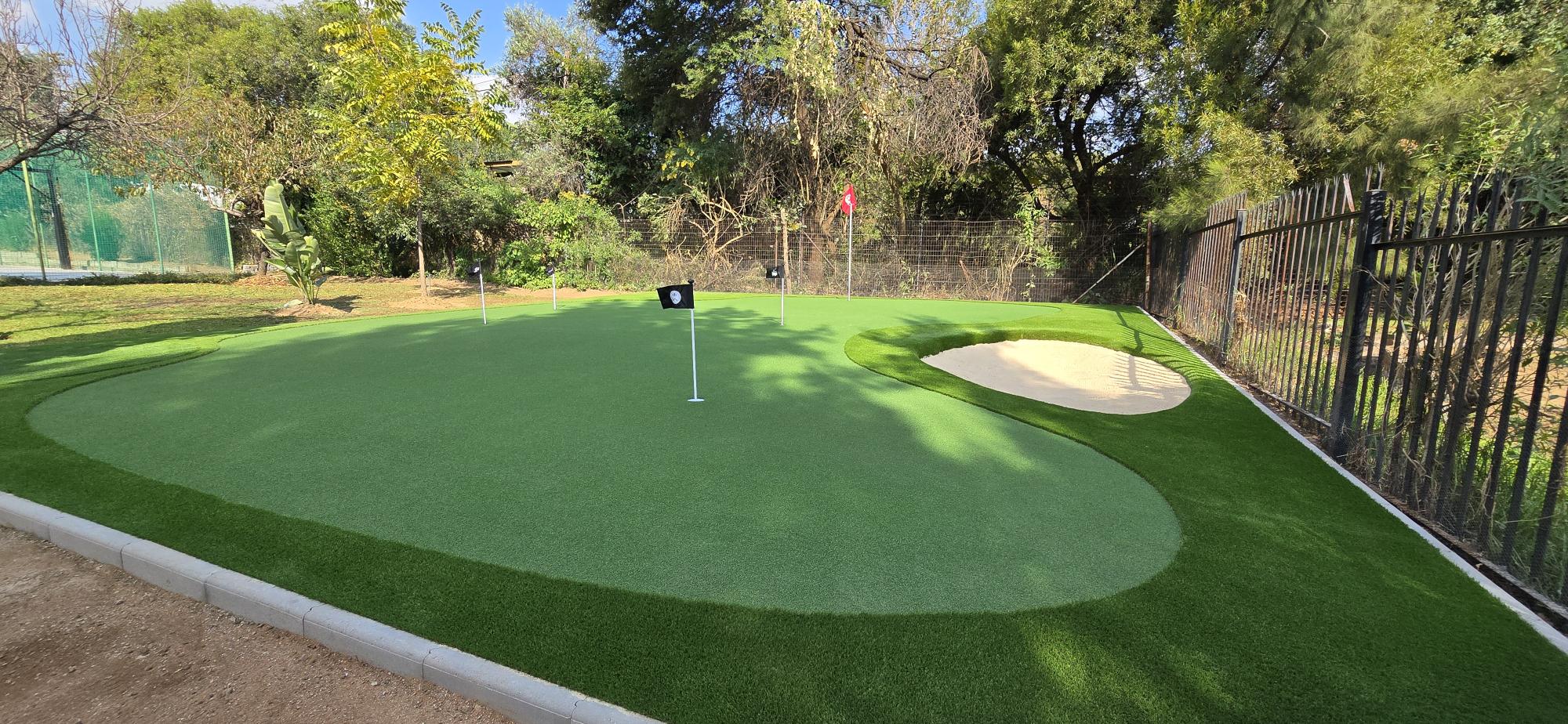artificial-putting-greens