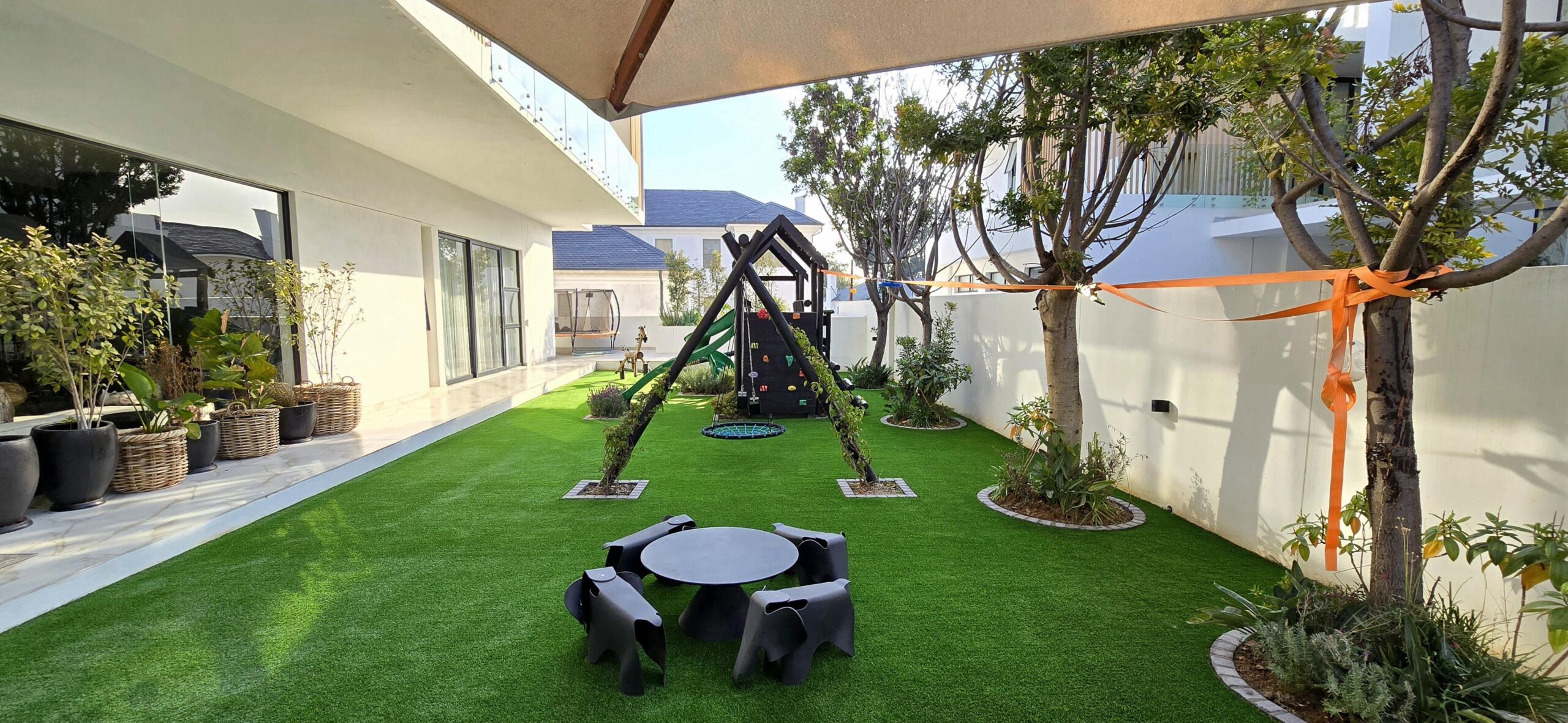 30mm-artificial-grass-installation